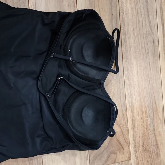 Swimming Suit - Picture 5 of 5